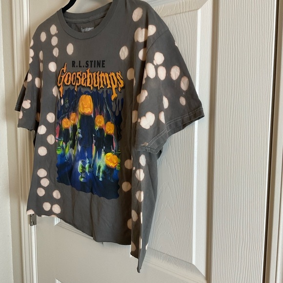 Goosebumps Bleach Dye Crop Tee Shirt in size X-Large - Picture 6 of 10